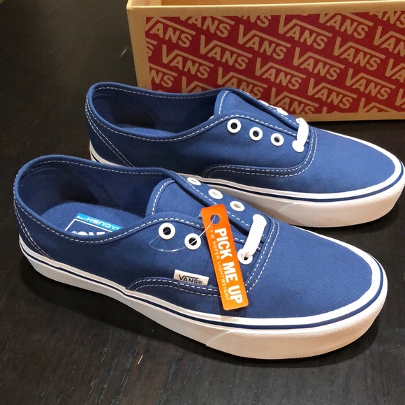 vans canvas authentic lite